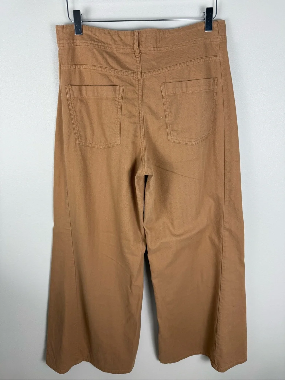 PILCRO Mid-Rise Wide Flare Adi Pants in Cognac - Picture 7 of 9